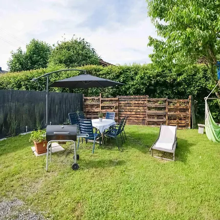 Mountain-view In With Private Garden