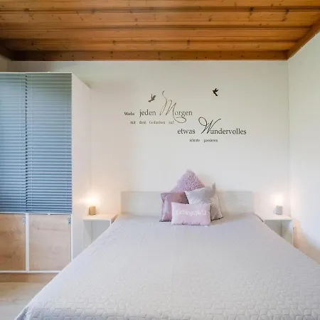 Mountain-view In With Private Garden